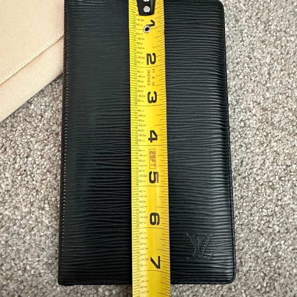 Louis Vuitton large slim wallet - Picture 7 of 7